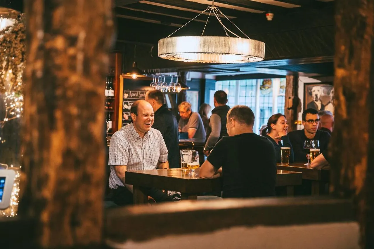 Rose & Crown Inn 3*, Натсфорд Великобритания